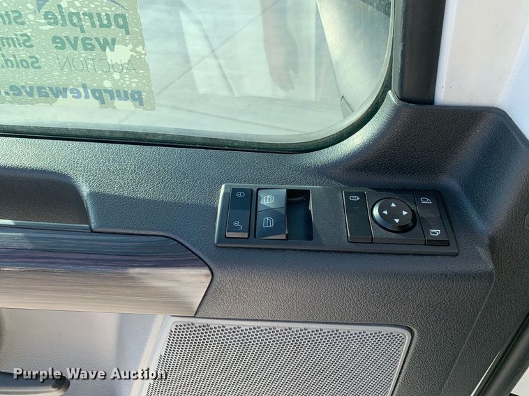 image for item DP8664 2020 Freightliner Cascadia  semi truck