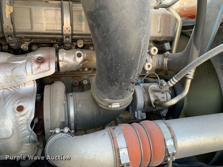 image for item DP8664 2020 Freightliner Cascadia  semi truck