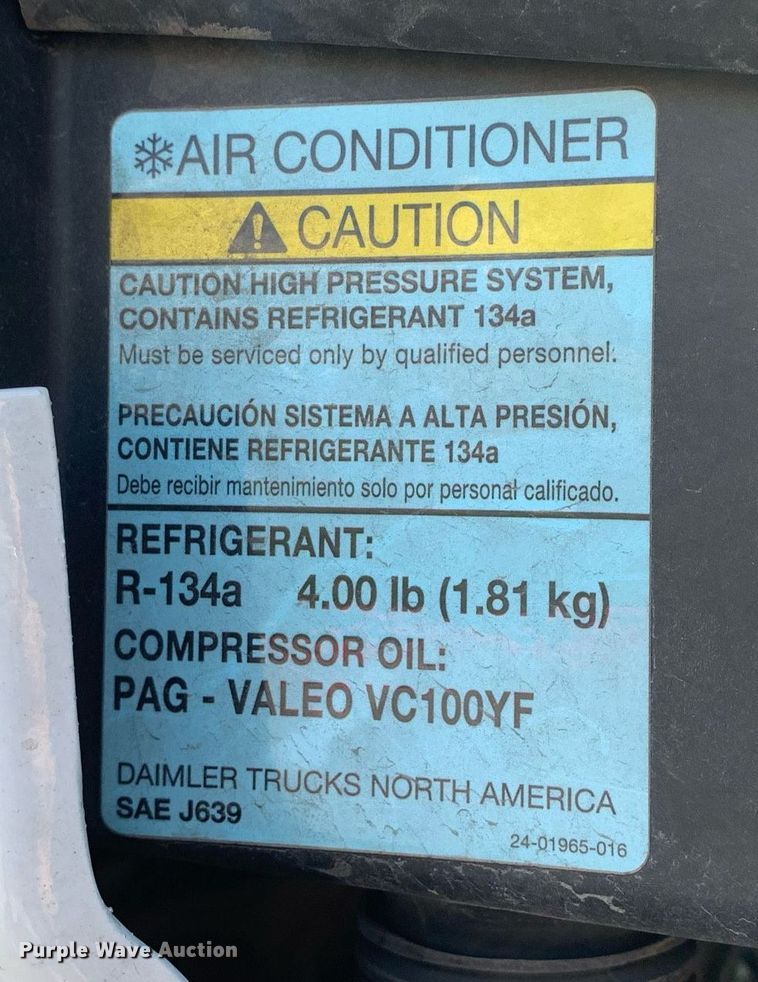 image for item DP8664 2020 Freightliner Cascadia  semi truck