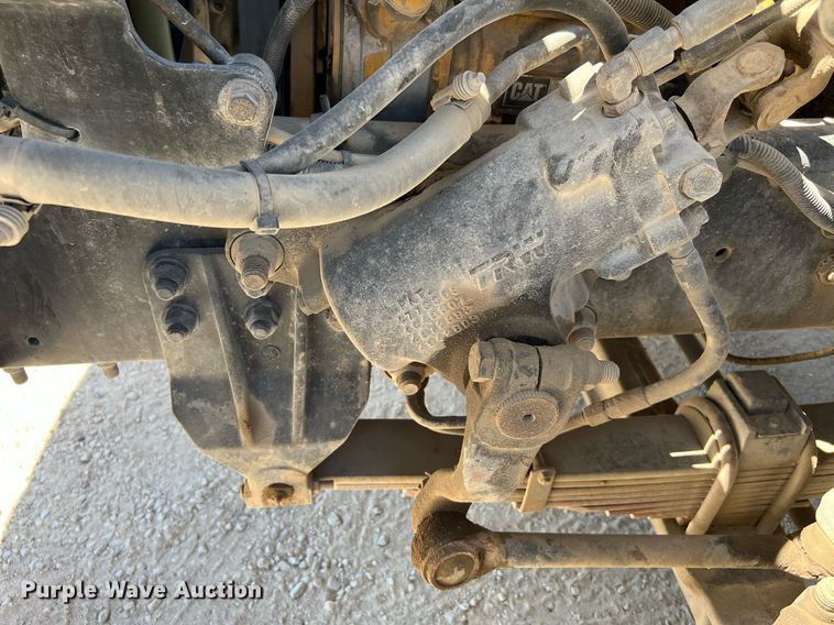 image for item DQ2145 2002 Sterling LT9500  truck cab and chassis