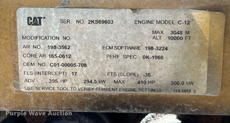 image for item DQ2145 2002 Sterling LT9500  truck cab and chassis