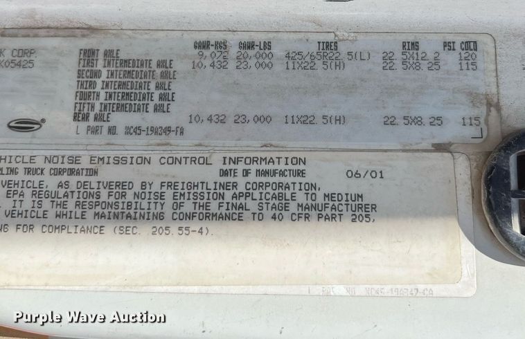 image for item DQ2145 2002 Sterling LT9500  truck cab and chassis