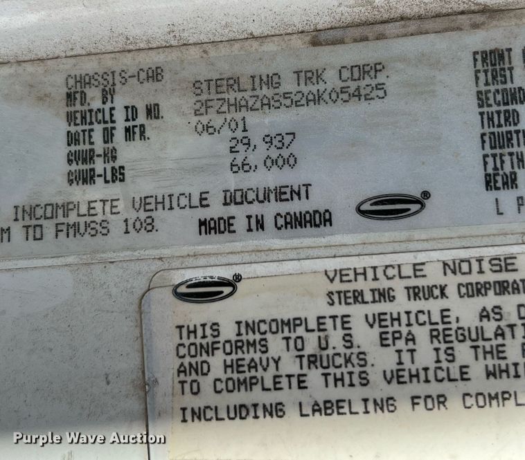 image for item DQ2145 2002 Sterling LT9500  truck cab and chassis