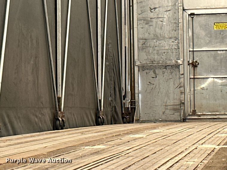 image for item DQ7336 1998 Transcraft  side curtain trailer