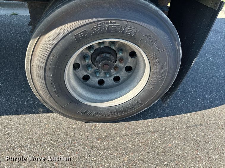 image for item DQ7336 1998 Transcraft  side curtain trailer