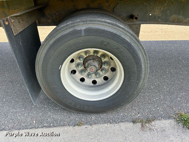 image for item DQ7336 1998 Transcraft  side curtain trailer