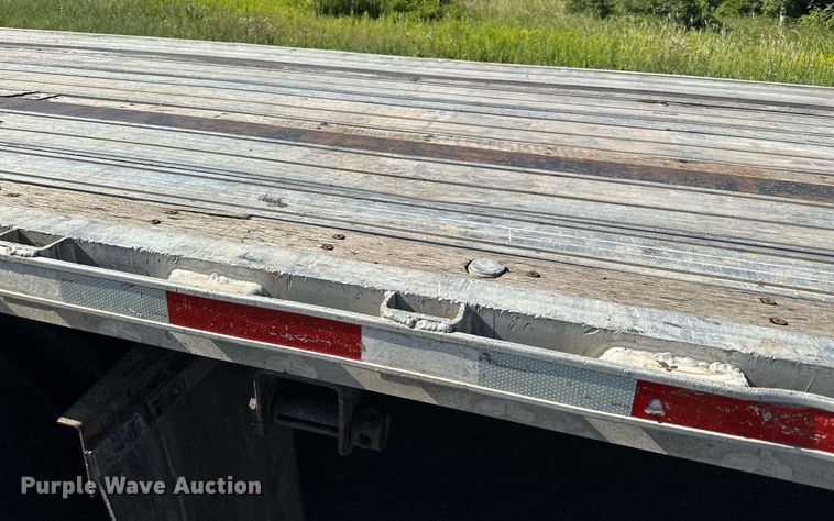 image for item DQ7337 1997 Transcraft Eagle W2  flatbed trailer