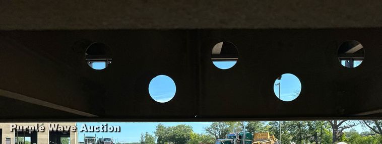 image for item DQ7337 1997 Transcraft Eagle W2  flatbed trailer