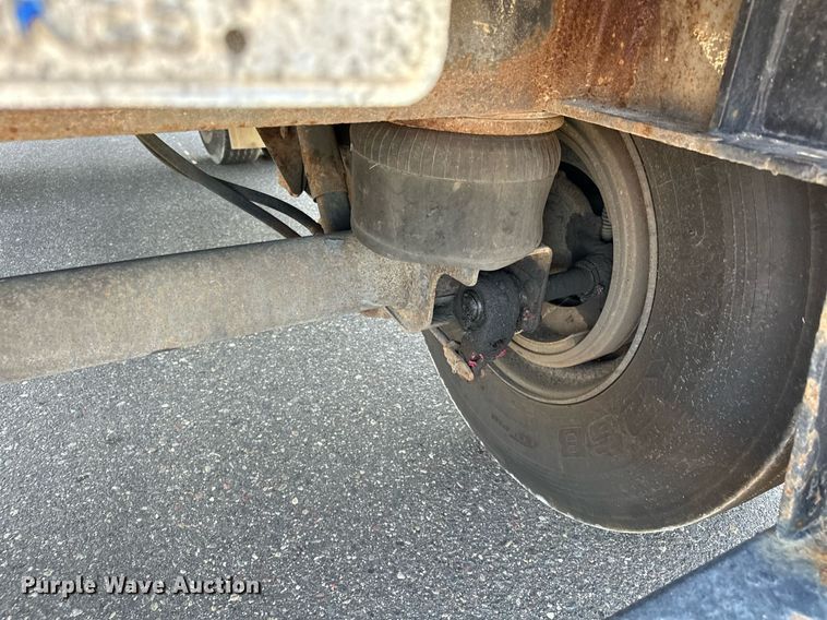 image for item DQ7337 1997 Transcraft Eagle W2  flatbed trailer