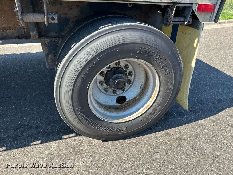 image for item DQ7337 1997 Transcraft Eagle W2  flatbed trailer