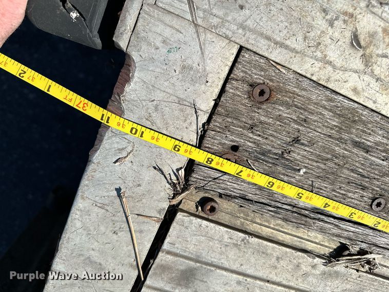 image for item DQ7338 2004 Transcraft D Eagle W2  drop deck trailer