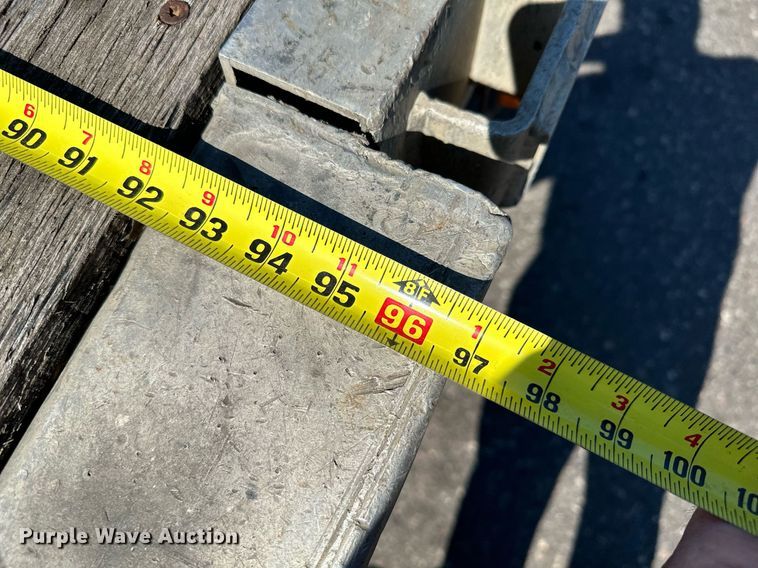 image for item DQ7338 2004 Transcraft D Eagle W2  drop deck trailer