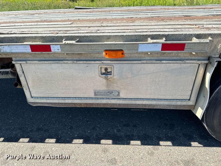 image for item DQ7338 2004 Transcraft D Eagle W2  drop deck trailer