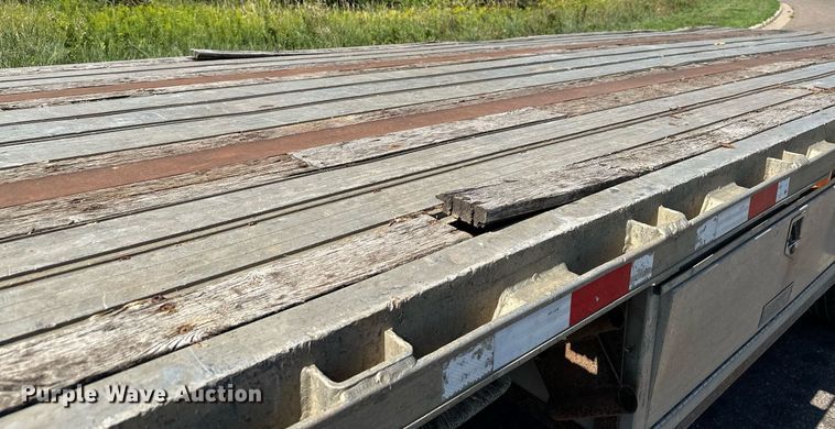 image for item DQ7338 2004 Transcraft D Eagle W2  drop deck trailer