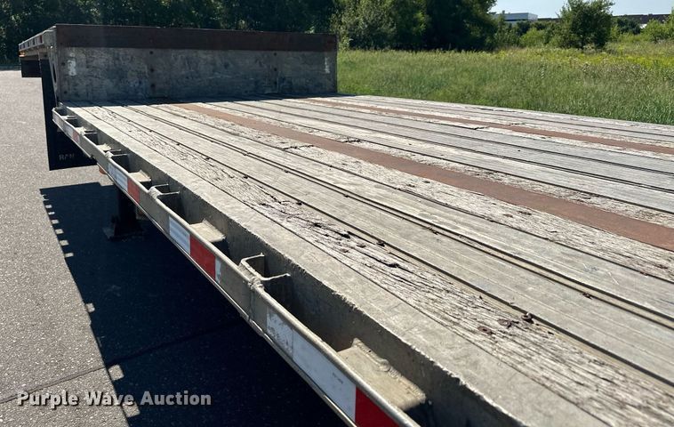 image for item DQ7338 2004 Transcraft D Eagle W2  drop deck trailer