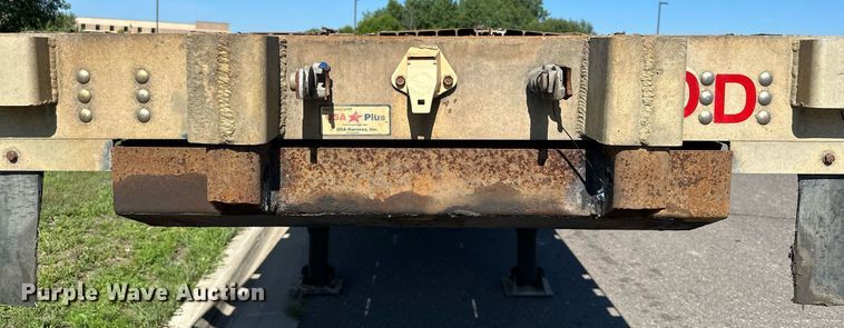 image for item DQ7338 2004 Transcraft D Eagle W2  drop deck trailer