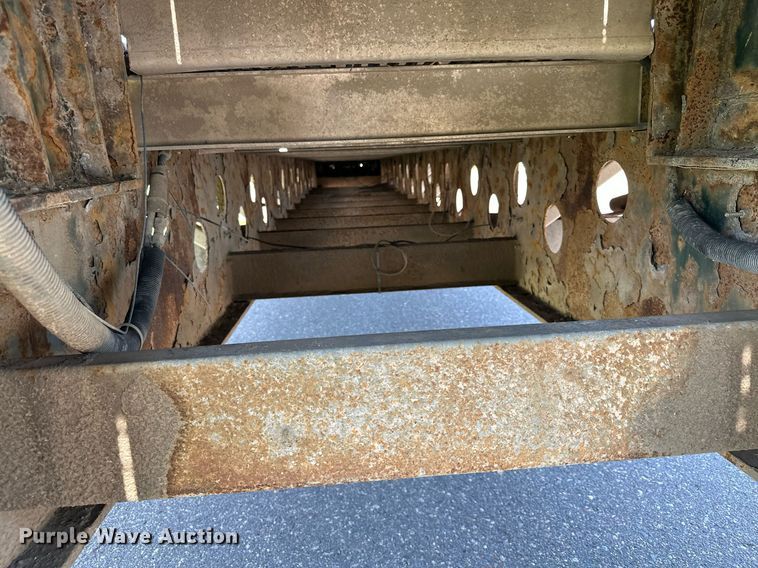 image for item DQ7338 2004 Transcraft D Eagle W2  drop deck trailer