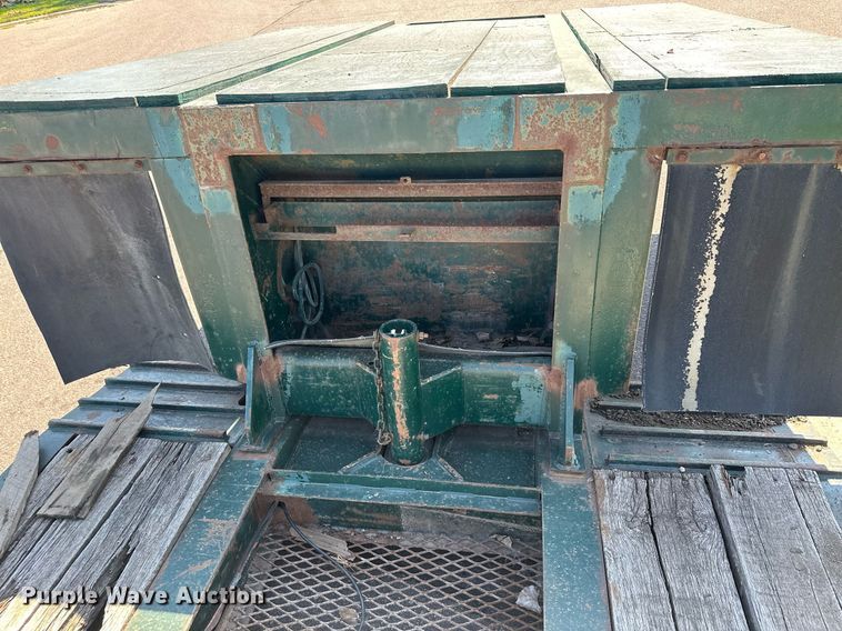 image for item DQ7339 1993 Talbert  lowboy equipment trailer