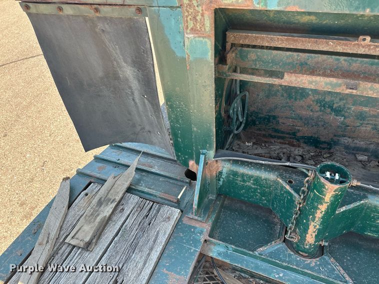 image for item DQ7339 1993 Talbert  lowboy equipment trailer