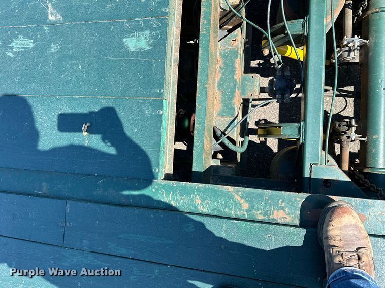 image for item DQ7339 1993 Talbert  lowboy equipment trailer