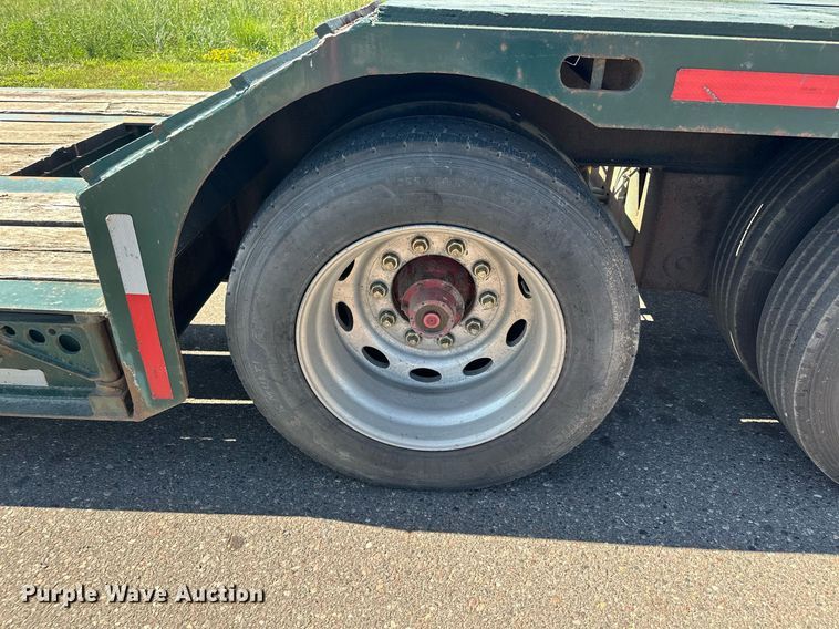 image for item DQ7339 1993 Talbert  lowboy equipment trailer