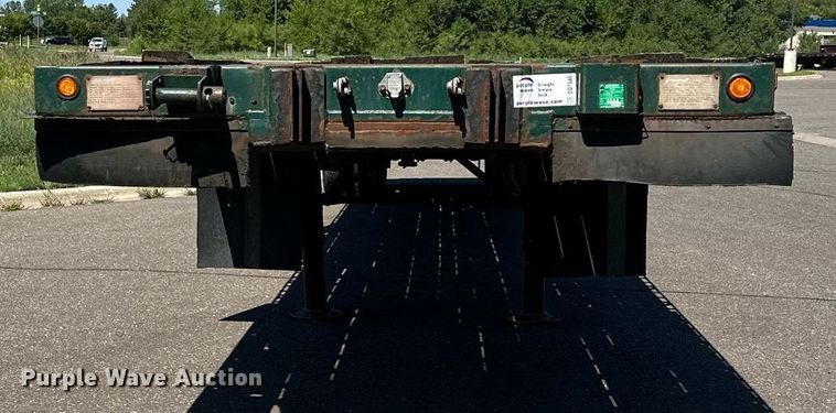 image for item DQ7340 1988 Transcraft  flatbed trailer