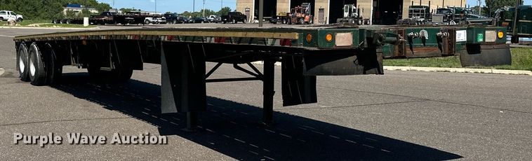 image for item DQ7340 1988 Transcraft  flatbed trailer