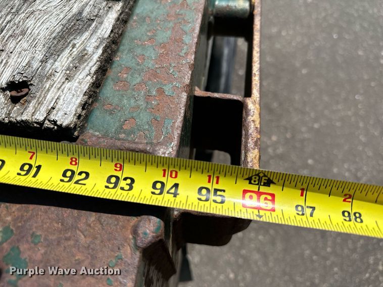 image for item DQ7340 1988 Transcraft  flatbed trailer