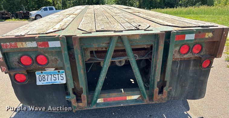 image for item DQ7340 1988 Transcraft  flatbed trailer