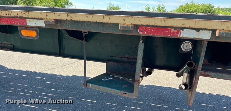 image for item DQ7340 1988 Transcraft  flatbed trailer
