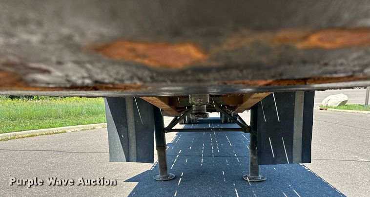 image for item DQ7340 1988 Transcraft  flatbed trailer