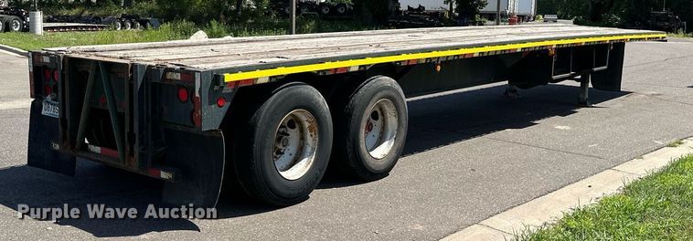 image for item DQ7341 1996 Talbert  flatbed trailer