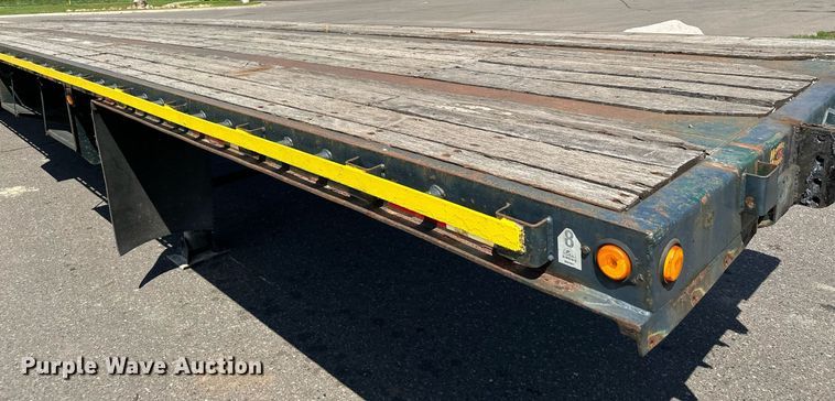 image for item DQ7341 1996 Talbert  flatbed trailer