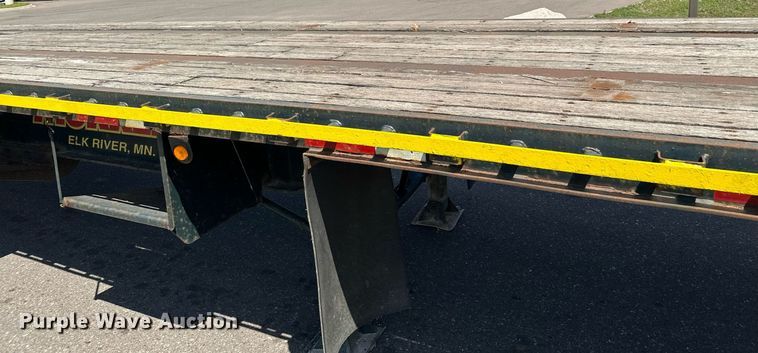 image for item DQ7341 1996 Talbert  flatbed trailer
