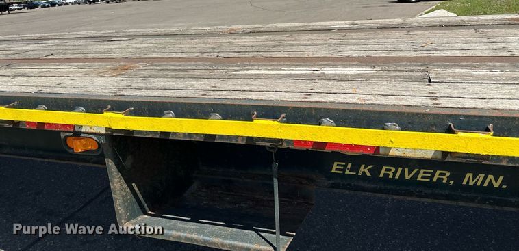 image for item DQ7341 1996 Talbert  flatbed trailer