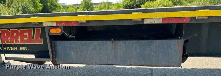 image for item DQ7341 1996 Talbert  flatbed trailer