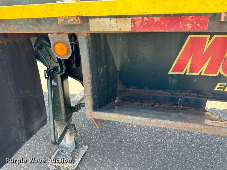 image for item DQ7341 1996 Talbert  flatbed trailer