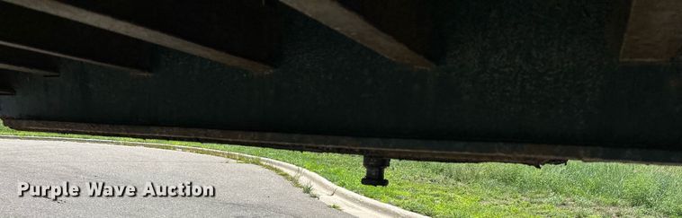 image for item DQ7341 1996 Talbert  flatbed trailer