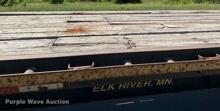 image for item DQ7342 1995 Talbert  flatbed trailer