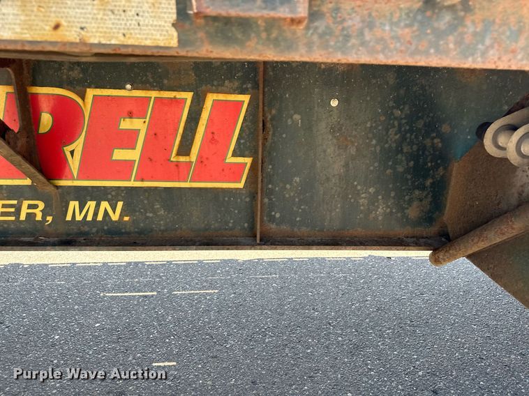 image for item DQ7342 1995 Talbert  flatbed trailer