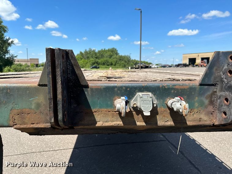 image for item DQ7342 1995 Talbert  flatbed trailer