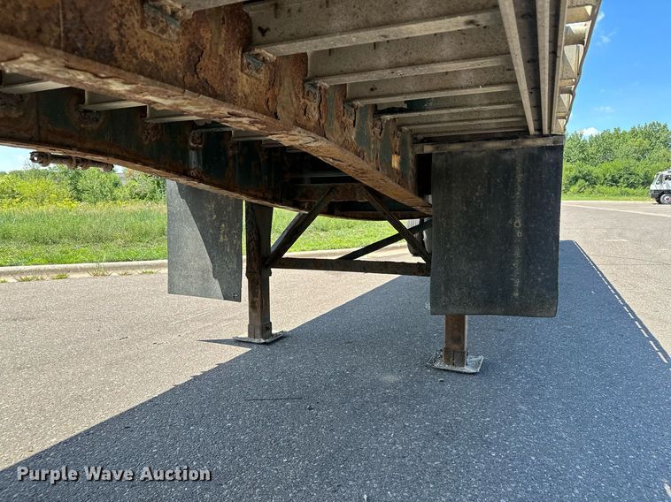image for item DQ7343 2004 Great Dane  flatbed trailer