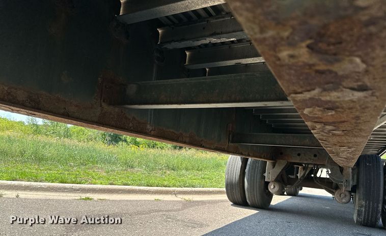 image for item DQ7343 2004 Great Dane  flatbed trailer