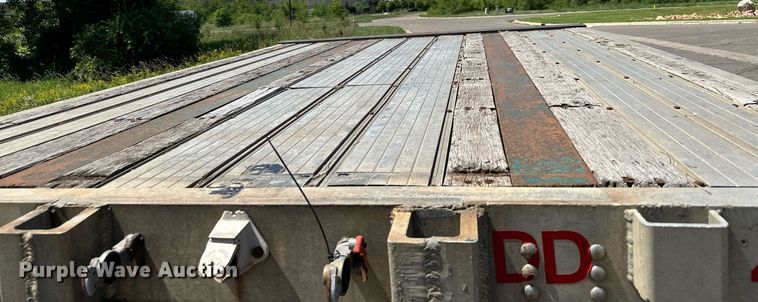 image for item DQ7344 2004 Transcraft  drop deck trailer