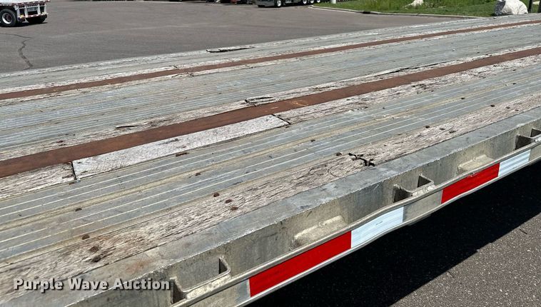 image for item DQ7344 2004 Transcraft  drop deck trailer