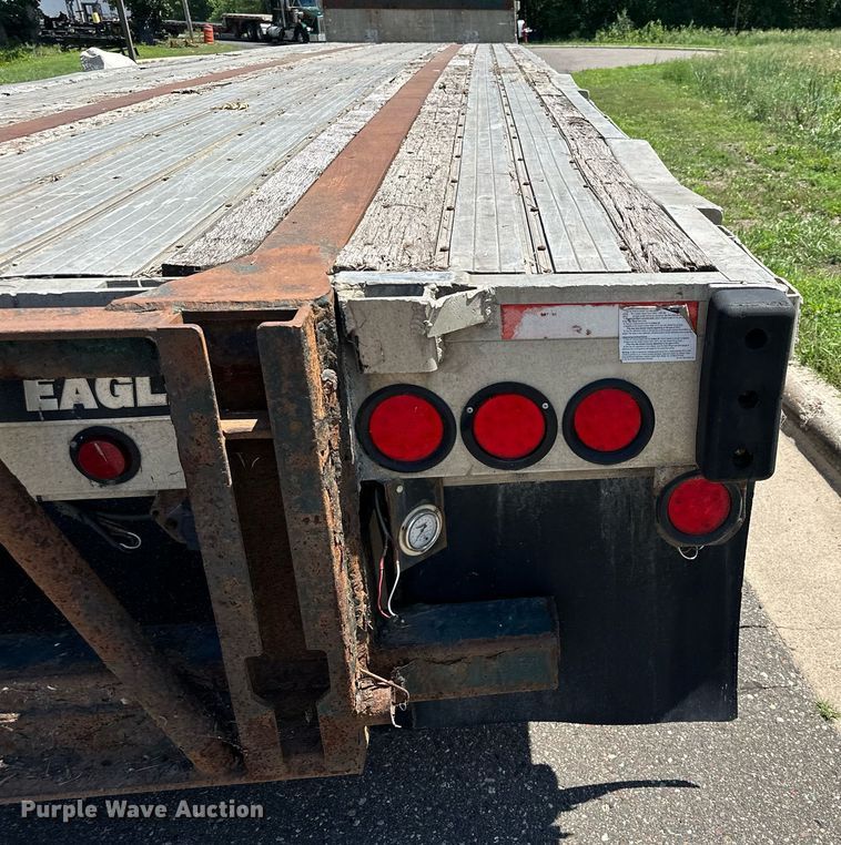 image for item DQ7344 2004 Transcraft  drop deck trailer