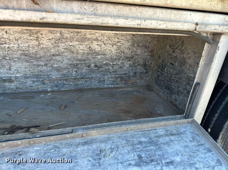 image for item DQ7344 2004 Transcraft  drop deck trailer