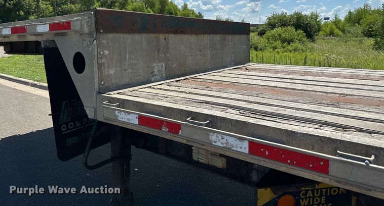 image for item DQ7344 2004 Transcraft  drop deck trailer