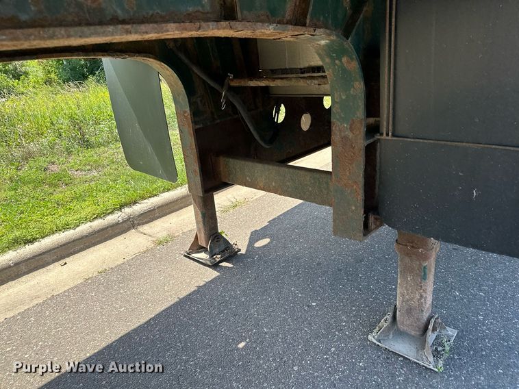 image for item DQ7344 2004 Transcraft  drop deck trailer