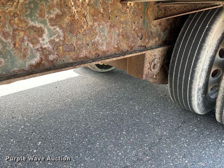 image for item DQ7344 2004 Transcraft  drop deck trailer